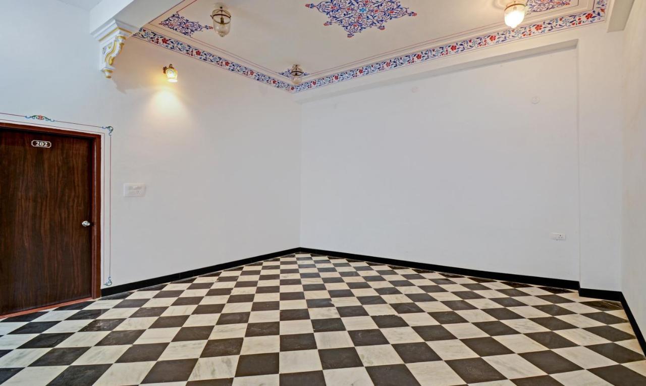 Hotel Treebo Khakhri Haveli Udajpur Zewnętrze zdjęcie